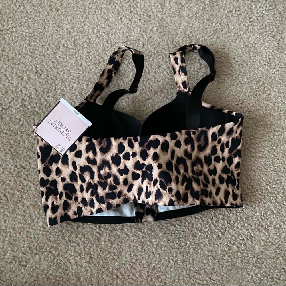 Victoria’s Secret Knockout Bra With Leopard / Cheetah Print - Picture 2 of 5